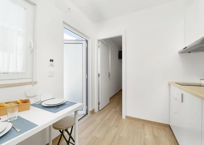 Patio C'un Casinhas Nazaré