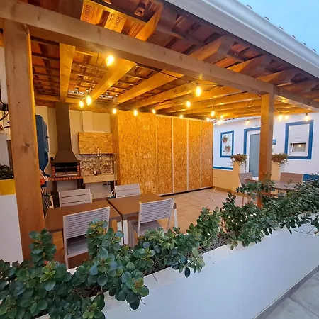 Pátio C'un Casinhas Apartamento